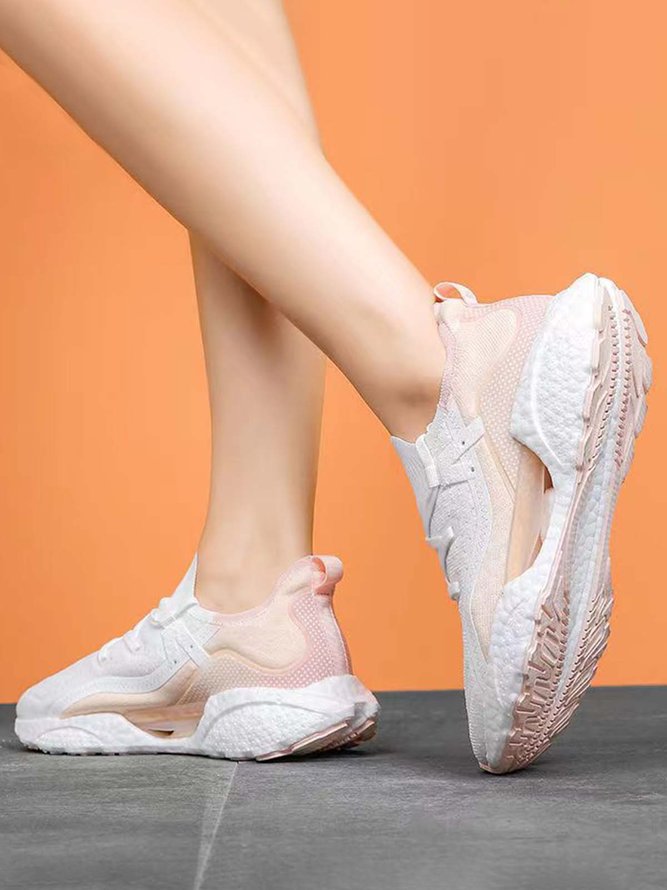 Comfortable Soft Sole Contrast Color Stitching Flying Knitting Breathable Walking Shoes