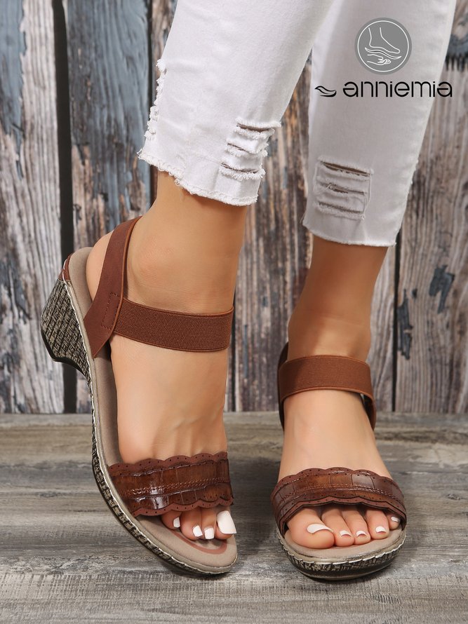 Brown Lizard Faux Leather Retro Block Heel Sandals