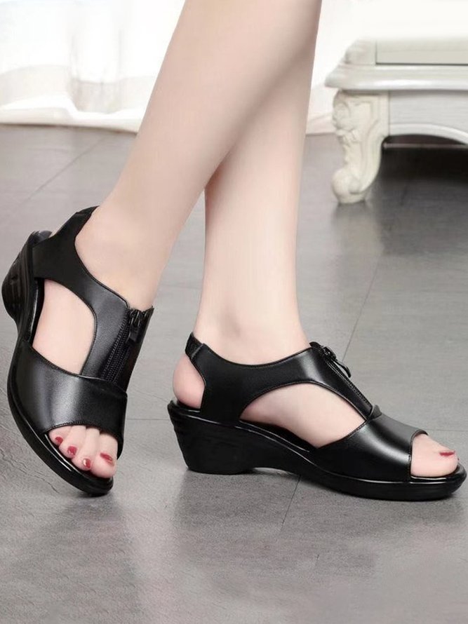Lightweight Soft Sole Retro Chunky Heel Sandals