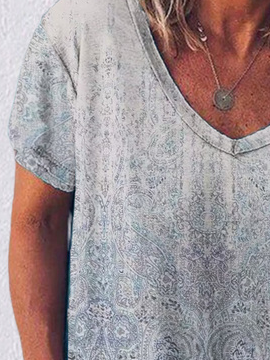 Plus Size Gradient Pattern V Neck Jersey Casual T-Shirt