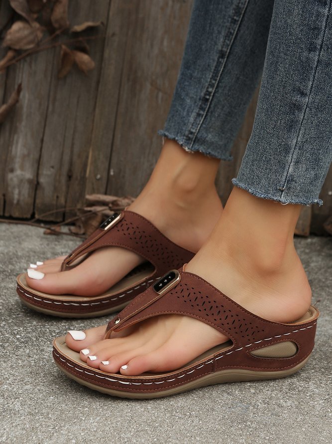 Hollow Out Metal Decor Wedge Thong Slide Sandals