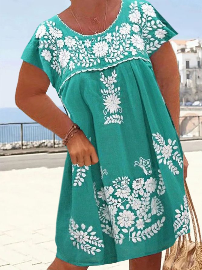 Plus Size Loose Casual Embroidery Crew Neck Dress