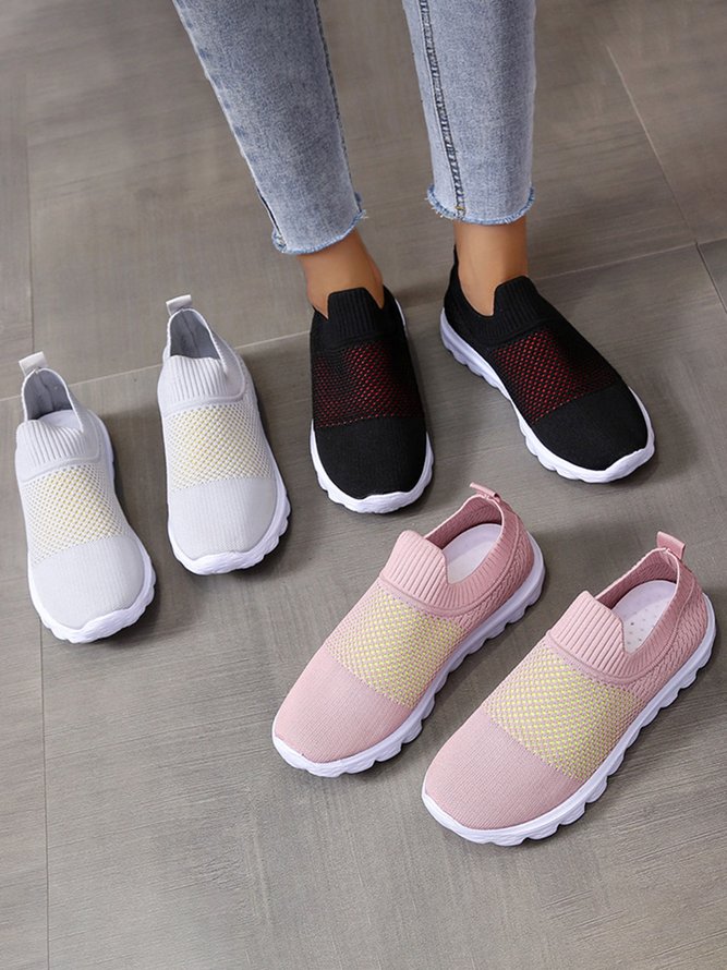 Contrasting Flyknit Mesh Breathable Lightweight Slip-On Sneakers