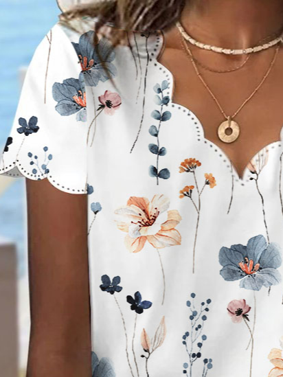  V Neck Floral Printed Loose T-Shirt