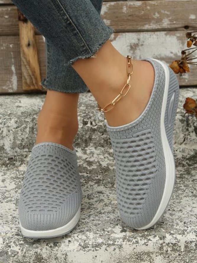 Shock-absorbing High-elastic and Breathable Fly-knit air Cushion Sports Clogs
