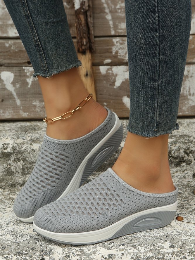 Shock-absorbing High-elastic and Breathable Fly-knit air Cushion Sports Clogs
