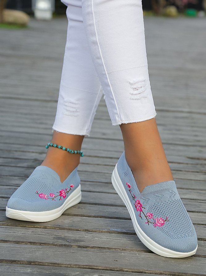 Floral Embroidery Breathable Mesh Fabric Slip On Sneakers