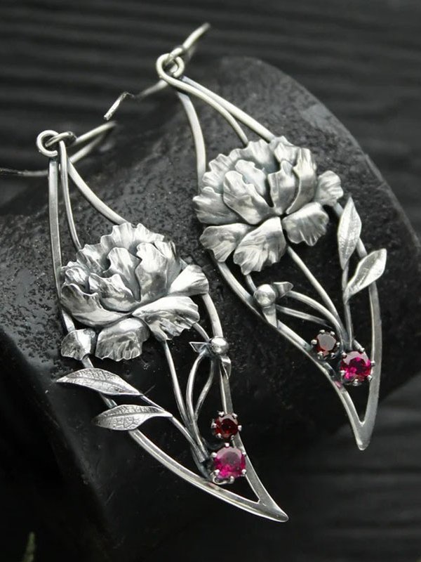 Vintage Floral Engraving Diamond Earrings Women's Jewelry