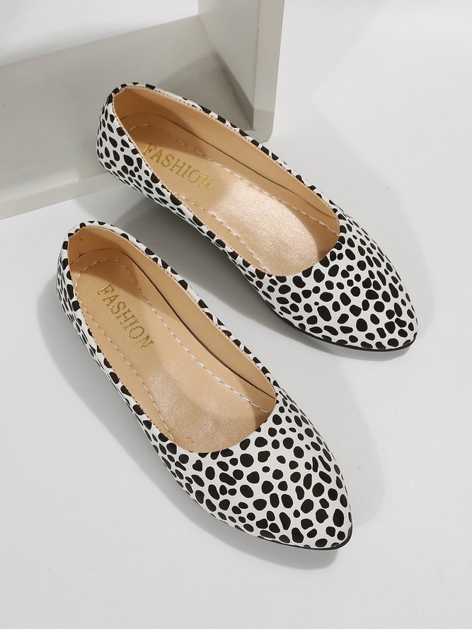 White Mini Leopard Graphics Slip-on Urban Flats