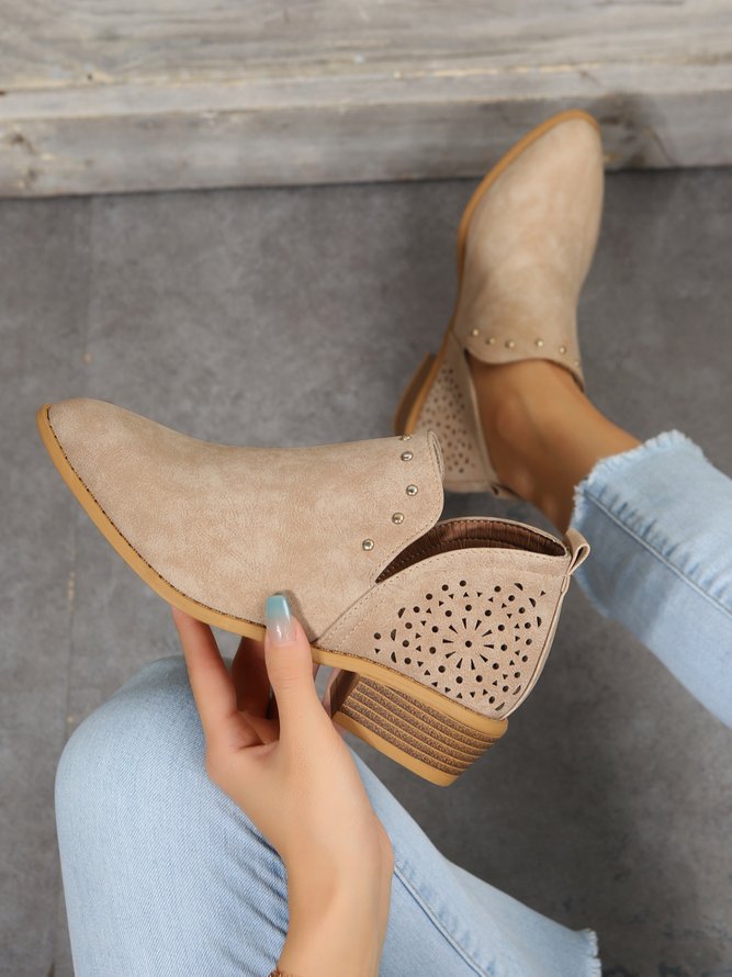 Hollow Out Rivet Decor Low Heel Chelsea Boots