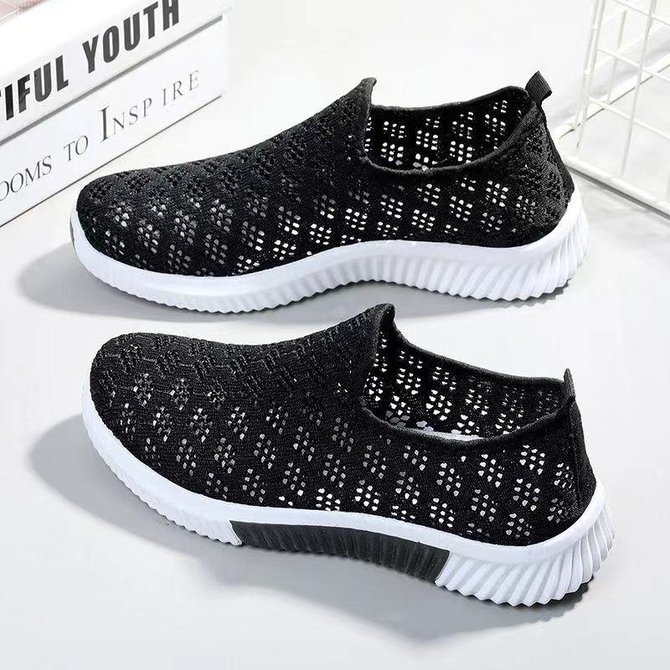 Plain Mesh Fabric All Season Casual Flyknit Sneakers