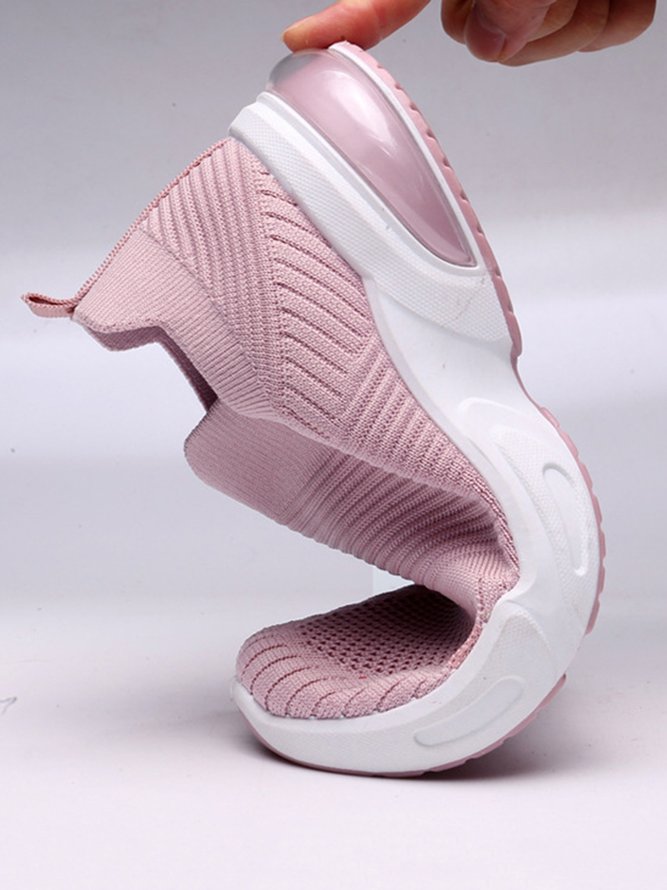 Women Breathable Mesh Fabric Slip On Sneakers