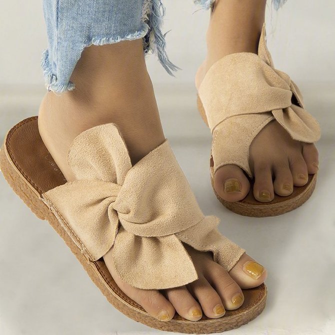 daily use sandals for girlish look