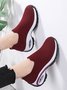 Lightweight Soft Sole Flyknit Air Cushioned Sneakers