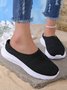 Hollow Breathable and Light Flying Woven Sports Clogs